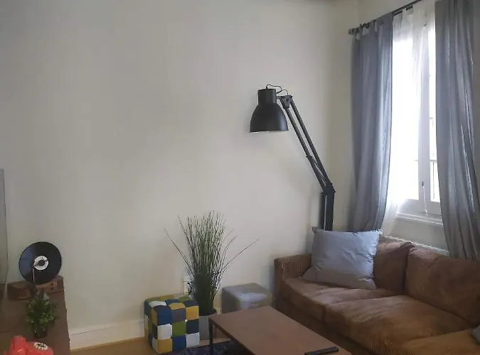 Center 90's Parking ビルバオ